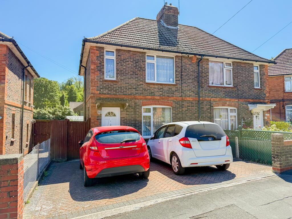 Main image of property: Beechy Avenue, Eastbourne