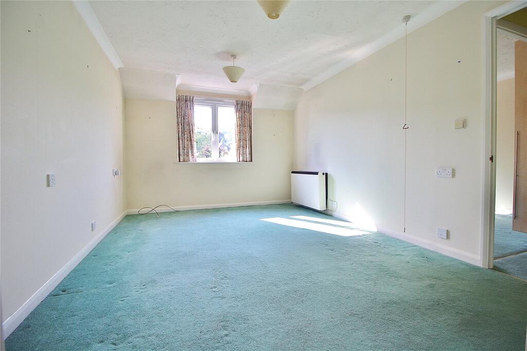 Apartment in Worthing, Findon Valley - More