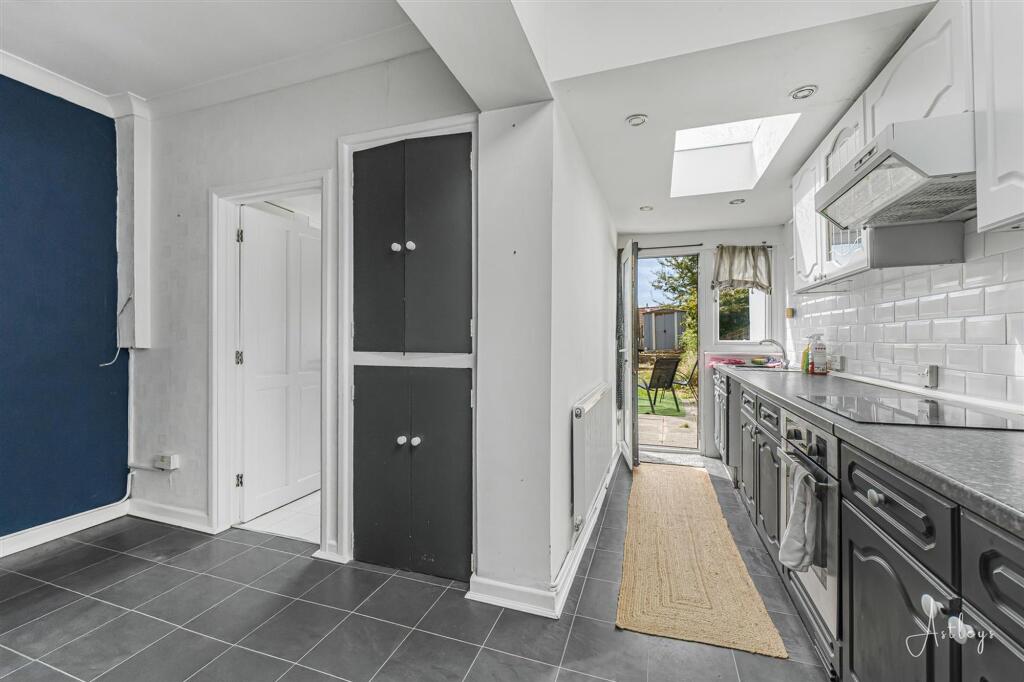 House in Swansea, Manselton, Cwmbwrla - More