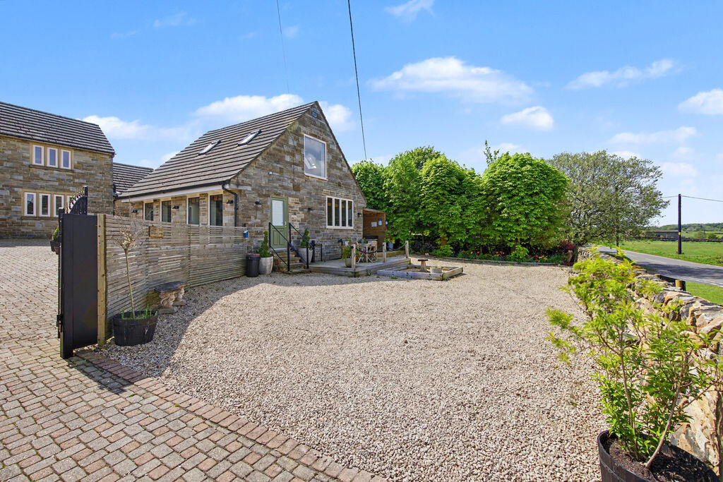House in Sheffield - View 4
