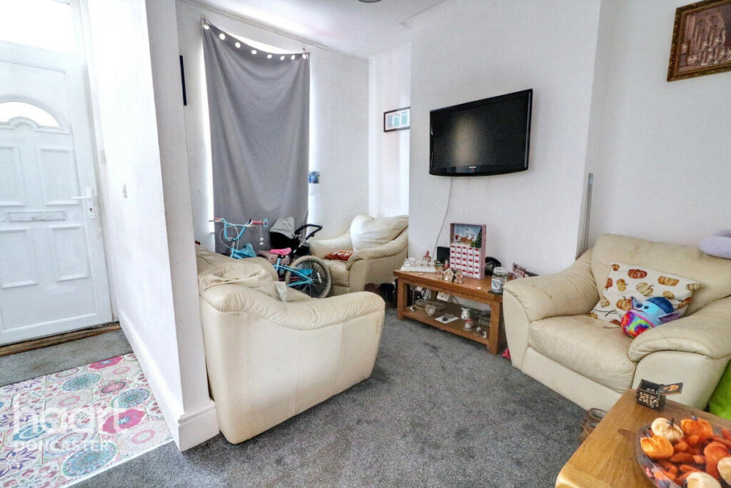 Alexandra Road, Balby, Doncaster photo 5