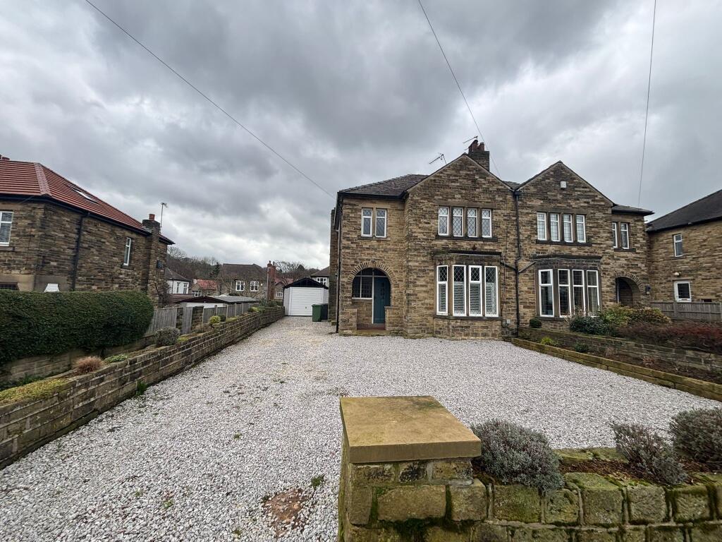 Main image of property: Broadgate, Huddersfield