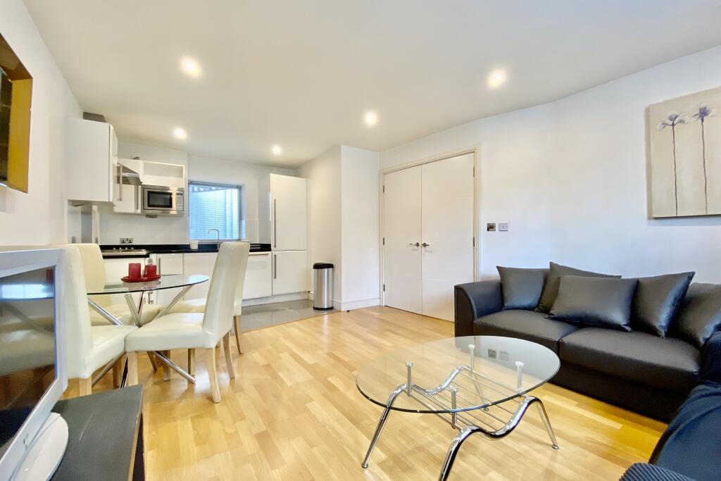 Main image of property: Bedford Chambers, 18 Bedford Street, Leeds, West Yorkshire, LS1