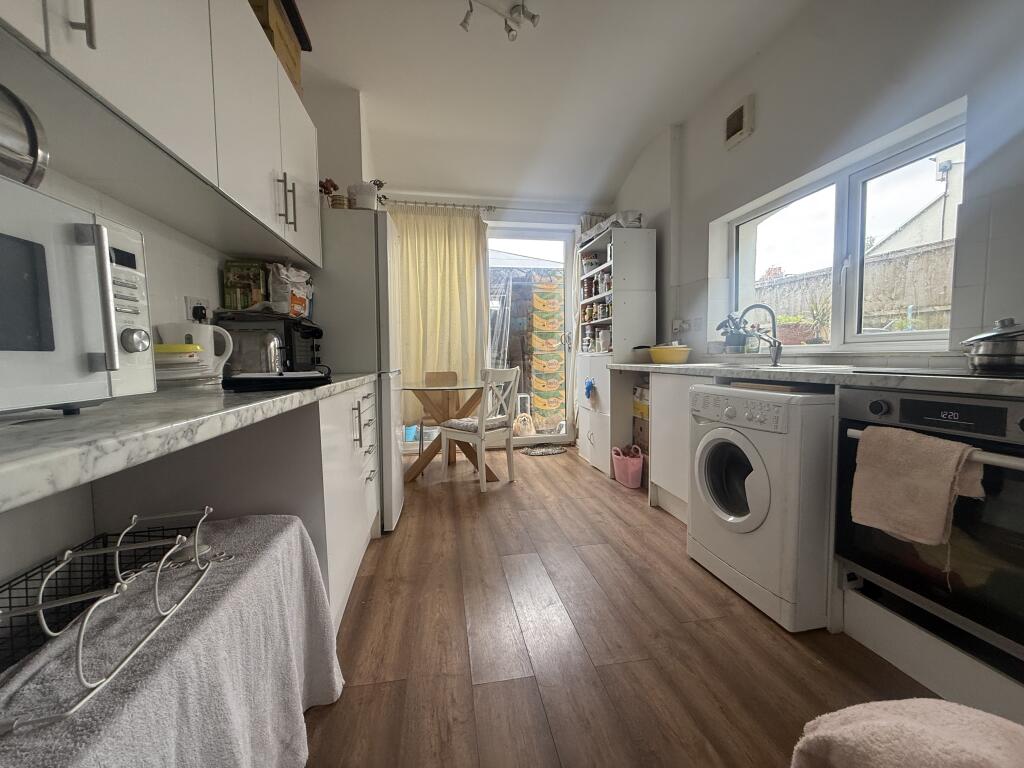 House in Enfield - More