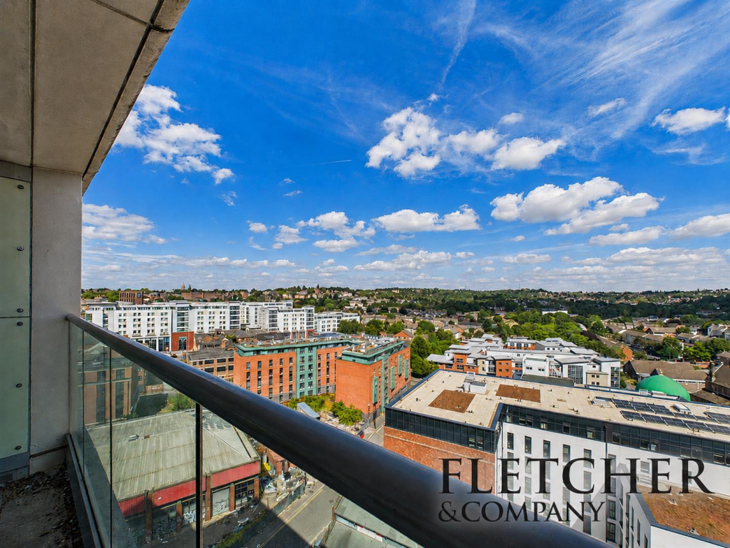 Apartment in Nottingham - More