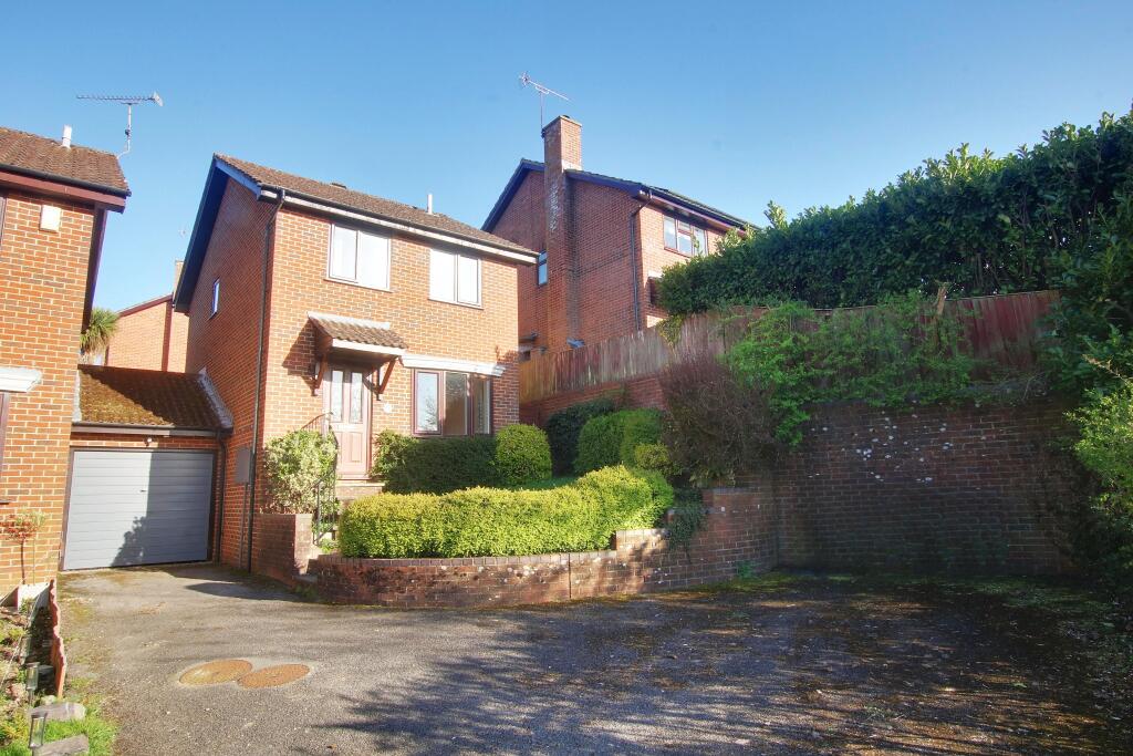 Main image of property: Romsey