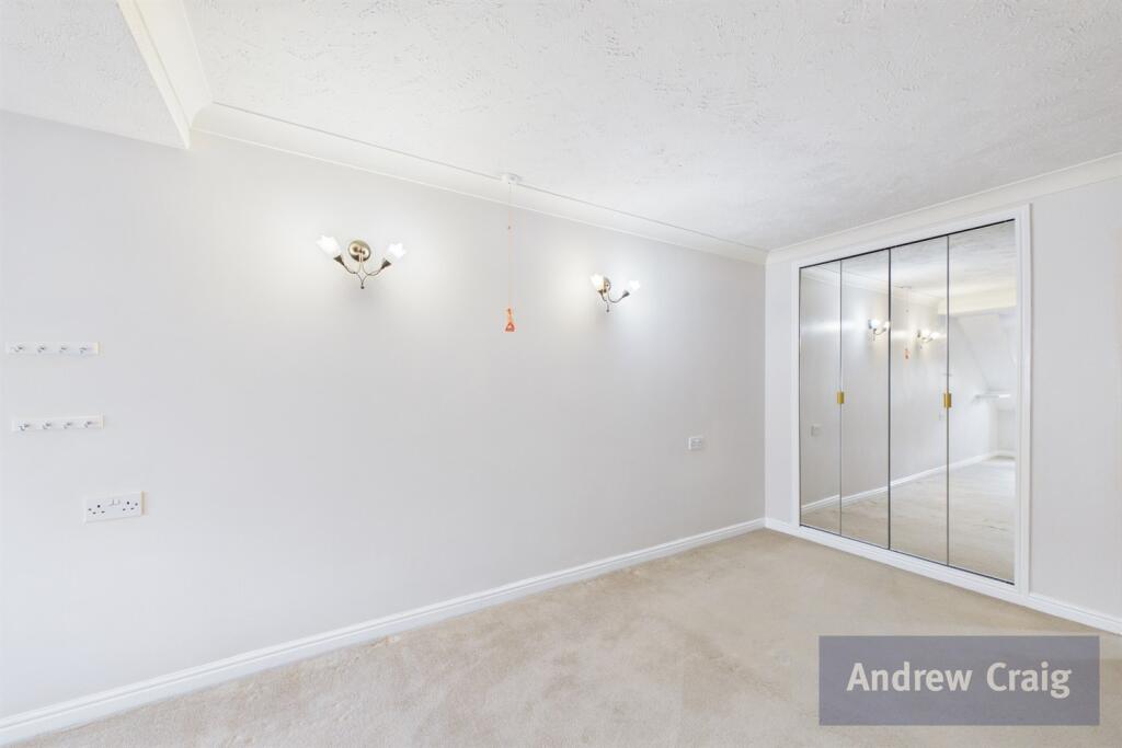 Apartment in Gateshead, Deckham - View 4