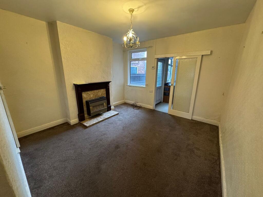 Church Street, Creswell, S80 photo 2