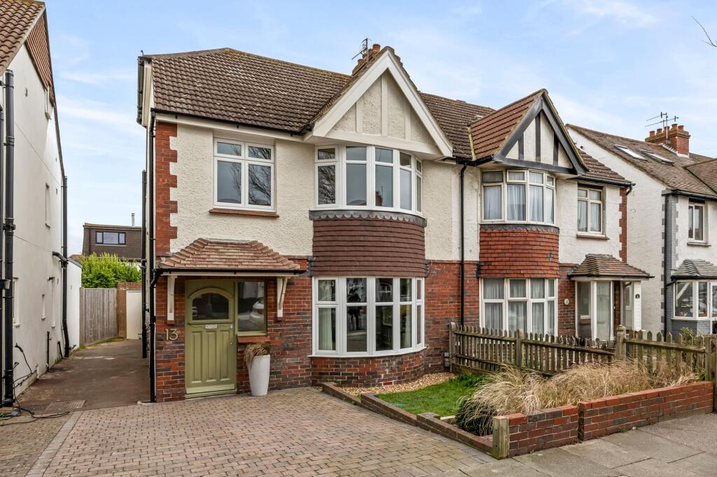 Main image of property: St. Leonards Gardens, Hove, BN3