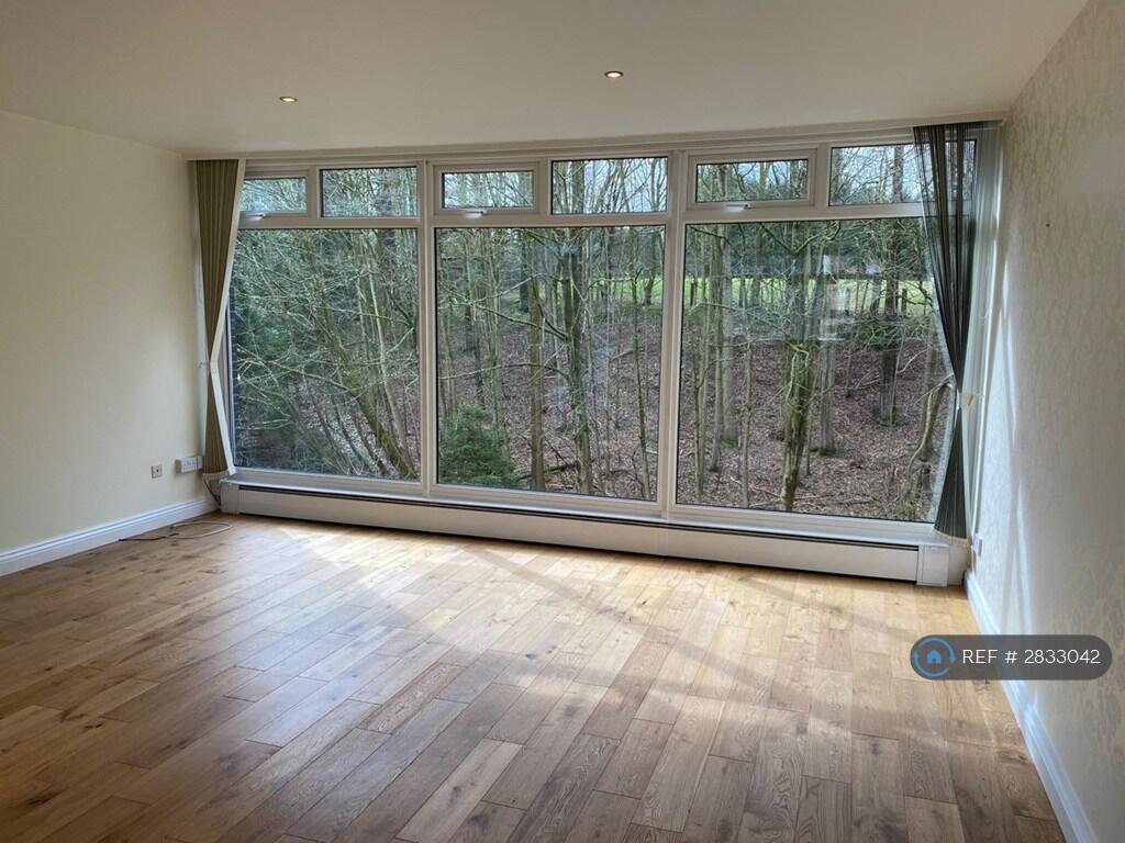 Main image of property: Bollin Mews, Prestbury, Macclesfield, SK10