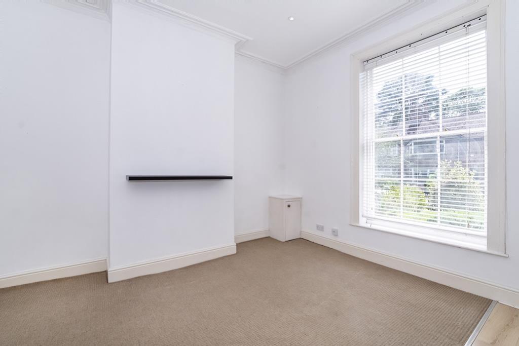 Apartment in York - View 5