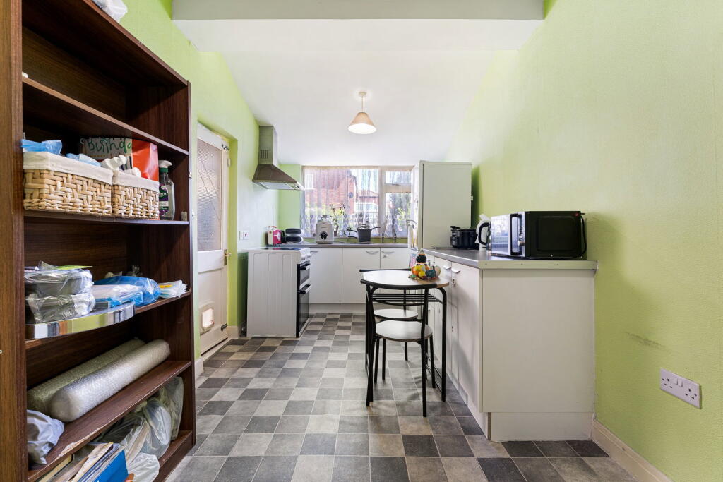 House in Stockport, Greater Manchester - View 3