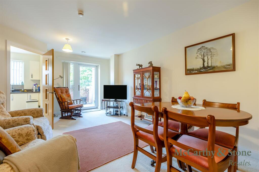 Apartment in Walsall - View 5