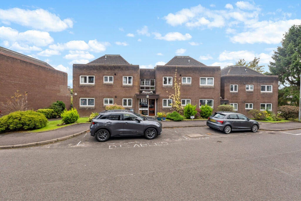 2-bed flat on 6 Roman Court, Bearsden, £285,000