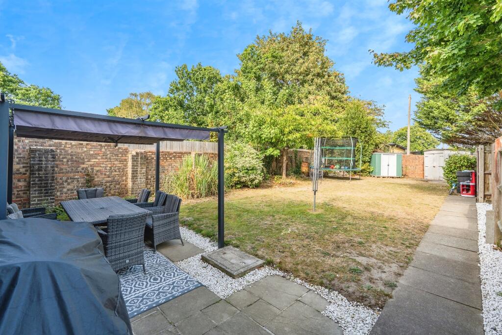 Main image of property: Mortimer Way, North Baddesley, Southampton