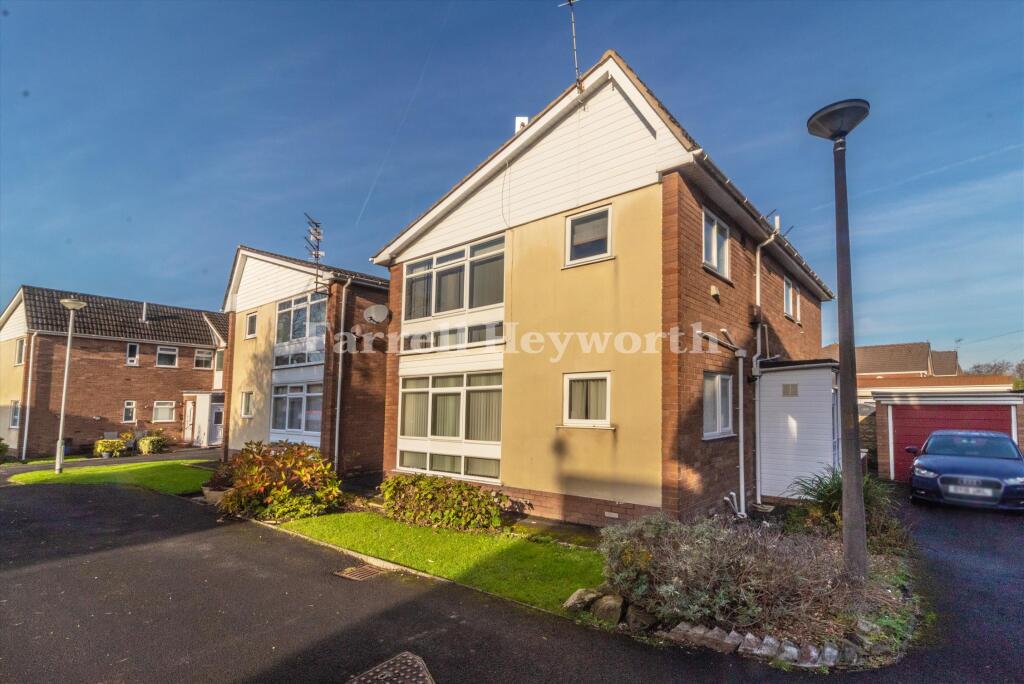 2-bed flat on Lawsons Road, Thornton Cleveleys, £120,000