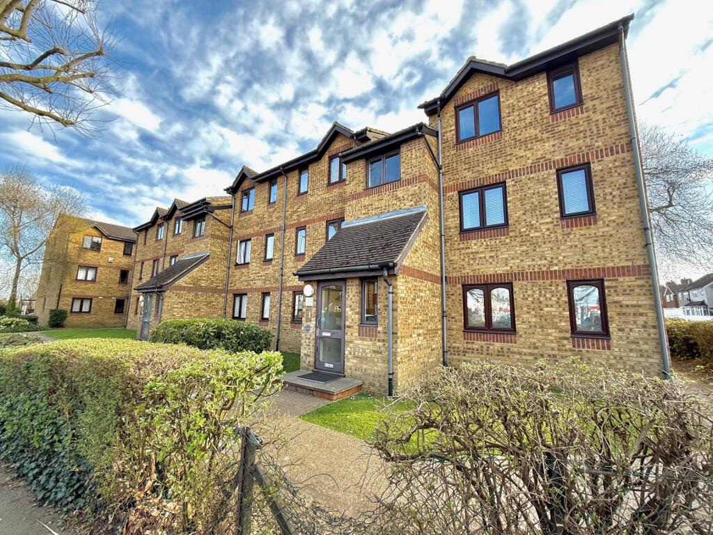 Main image of property: Southwold Road, North Watford, WD24