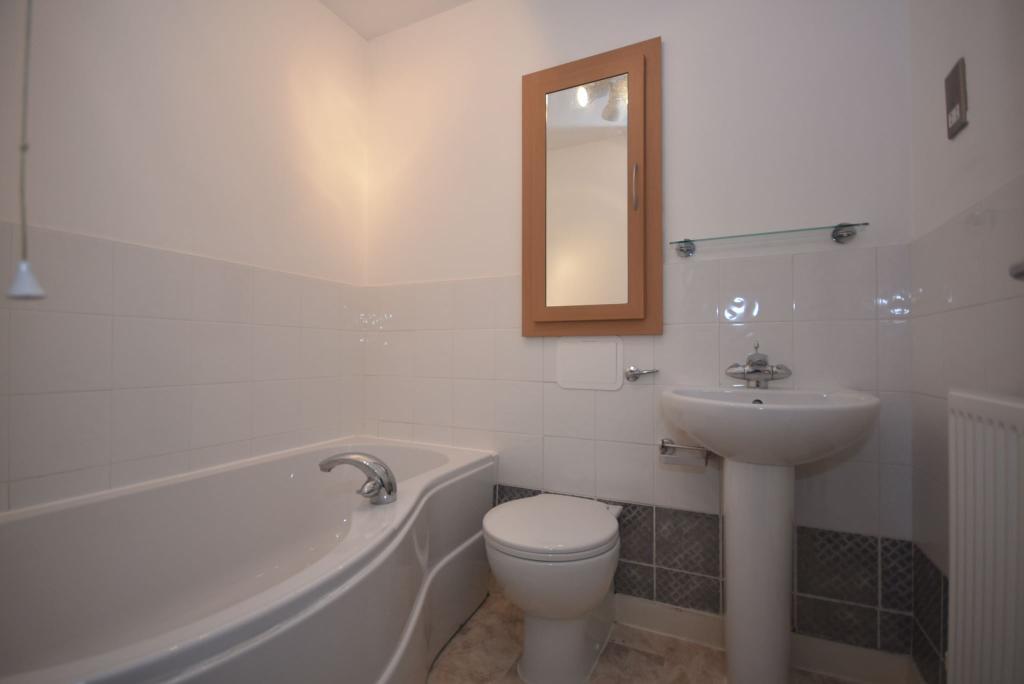 4 bedroom town house for rent