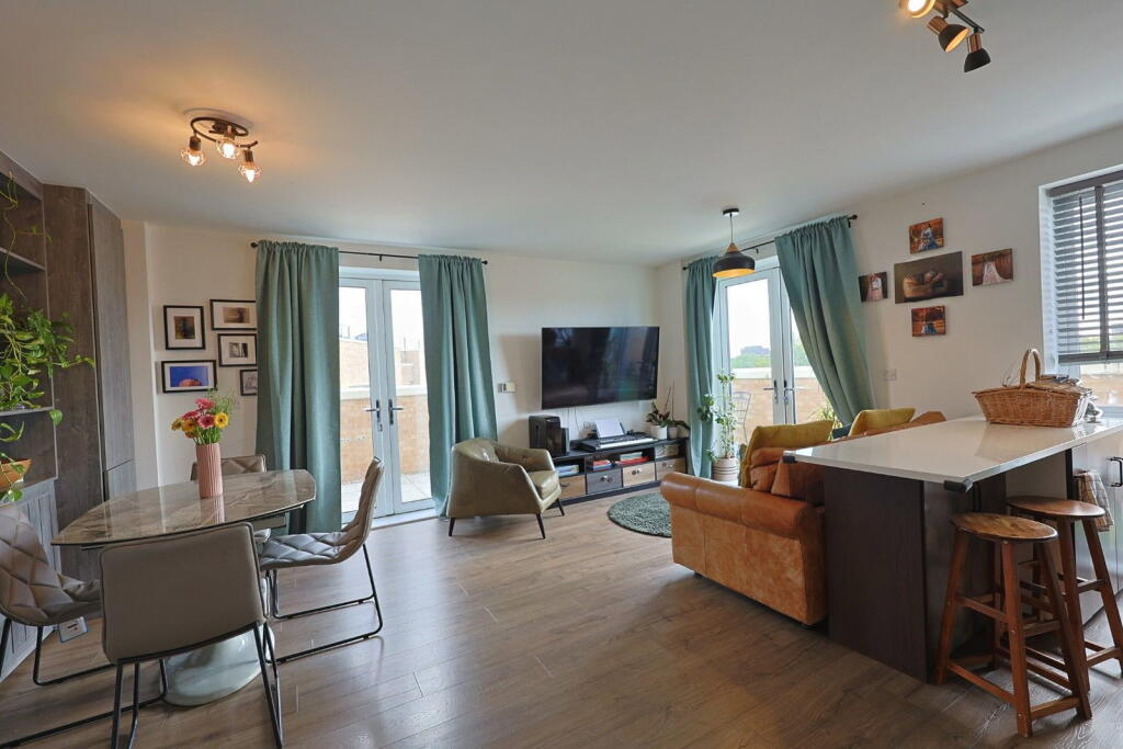 Apartment in London - View 3