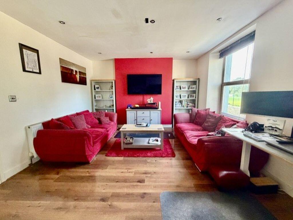 Apartment in Plymouth, Morice Town - View 2