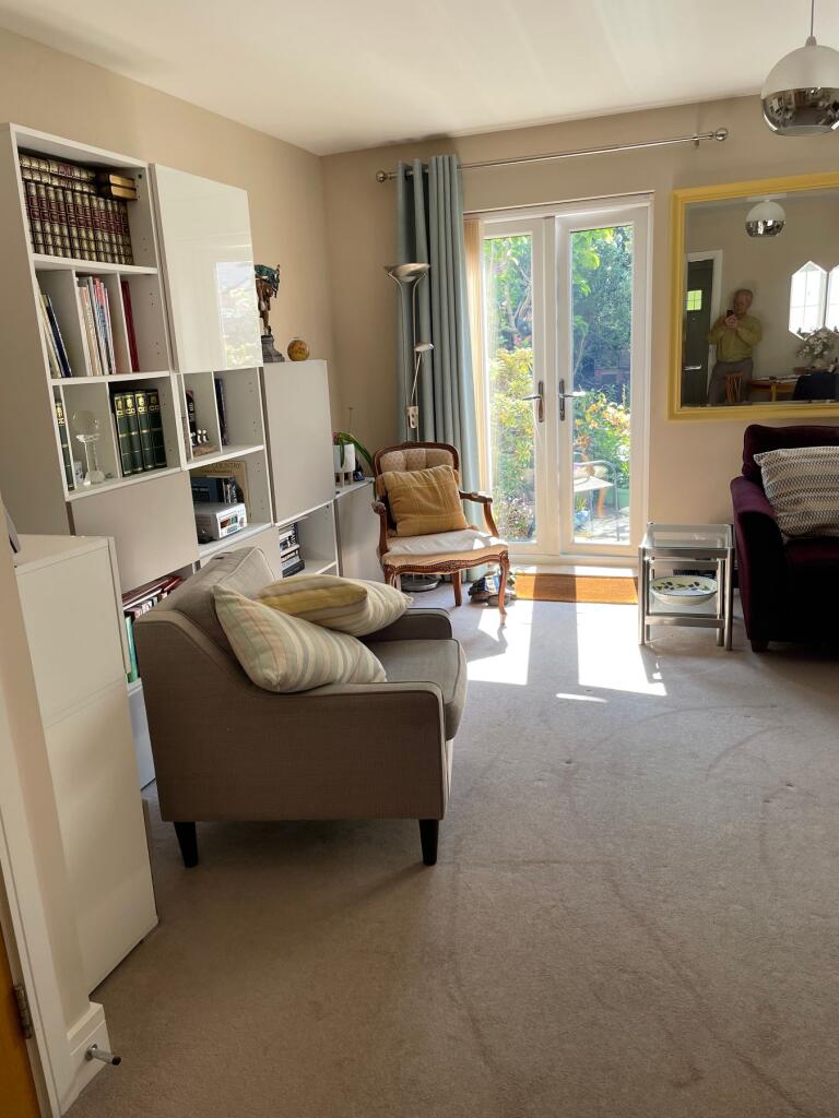 House in Portsmouth - View 3