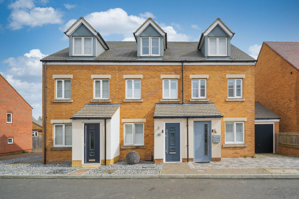 Main image of property: Green Oak Crescent,Iwade,ME9 8GR