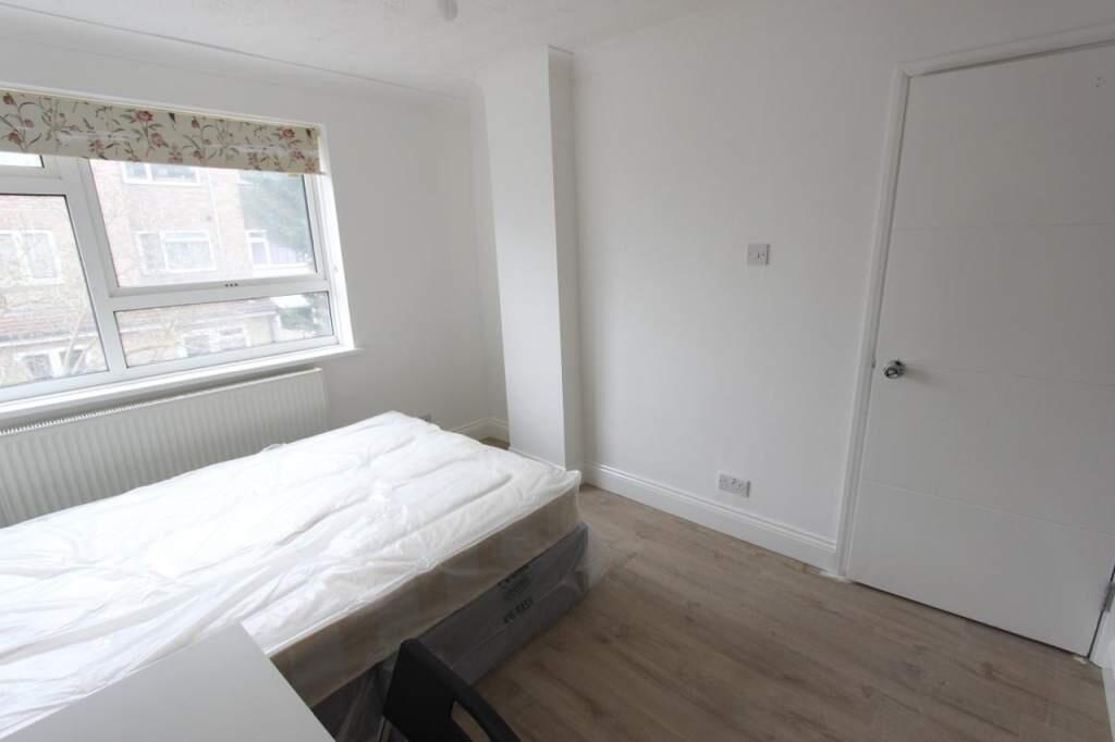 Main image of property: Goldings Crescent, Hatfield, AL10
