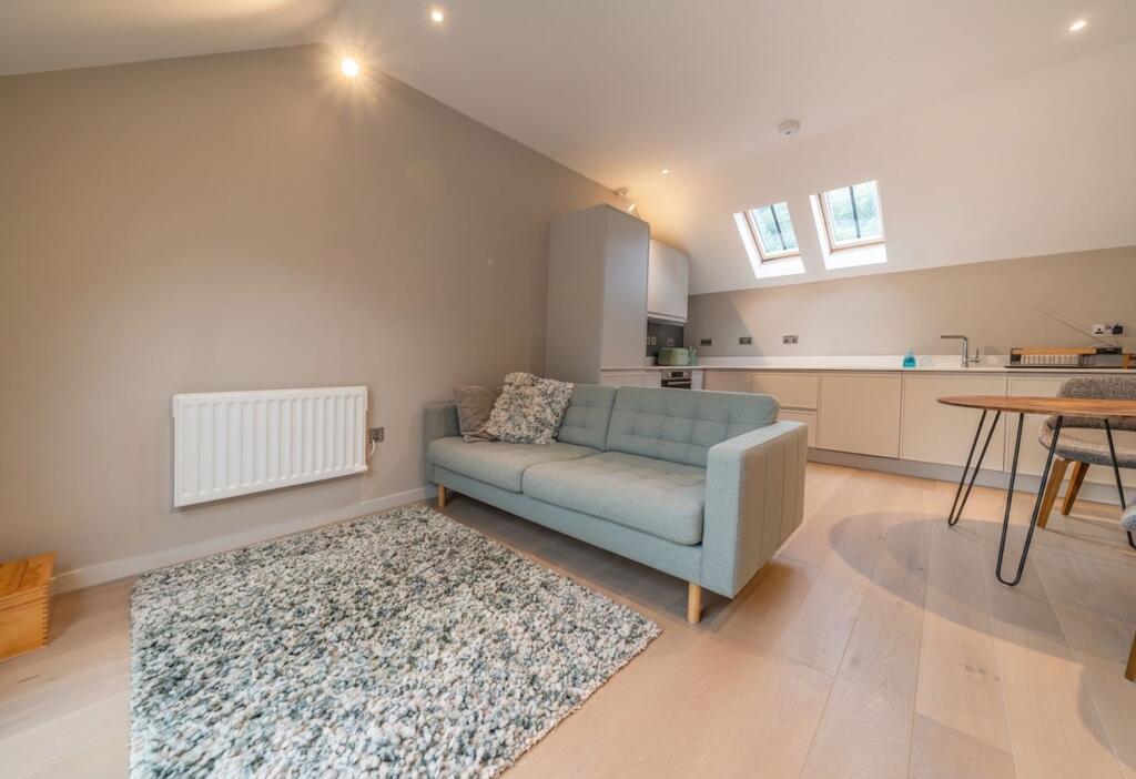 Apartment in Lancaster - View 5