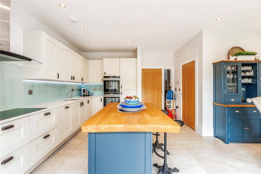 House in Worcester - More