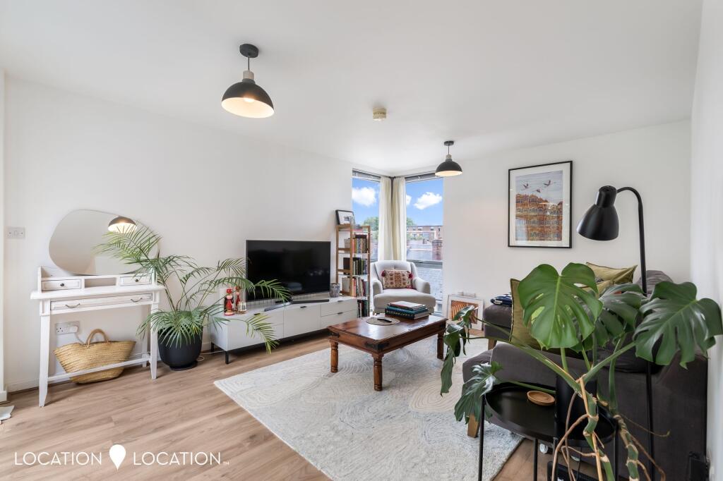 Main image of property: Southwold Road, Washington House, E5