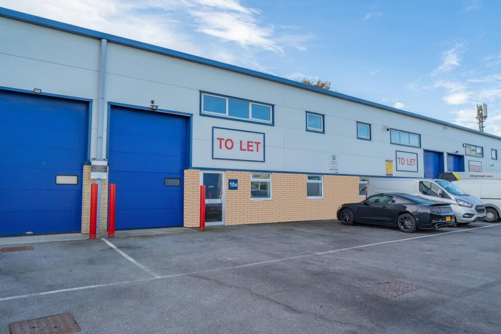 Main image of property: 10D Solent Trade Park, Solent Road, Havant, PO9 1JH