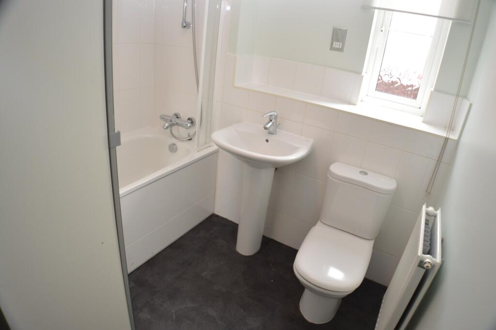 Apartment in Cardiff - View 4