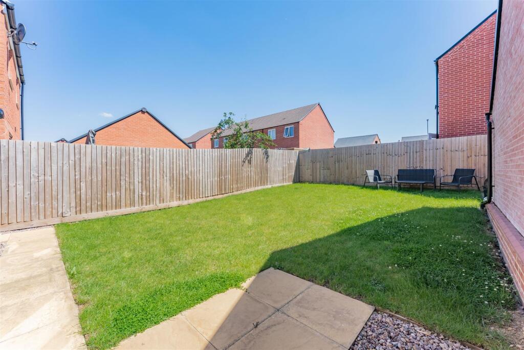 NN14, Stork Lane, Rothwell - View 4