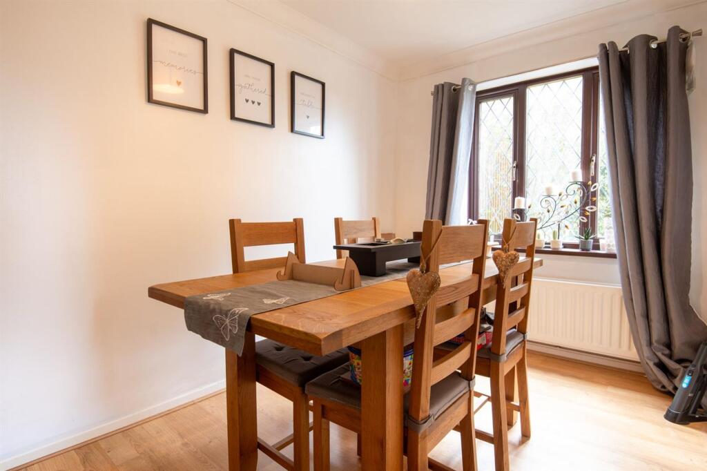 Weldon Close, Wellingborough, NN8 - View 6