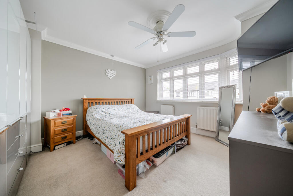 House in Dartford - View 5