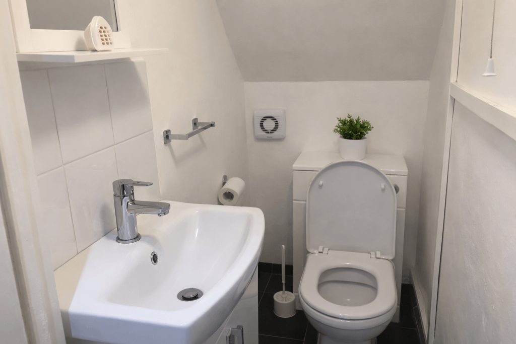 House in Nottingham, Old Lenton, Dunkirk - More