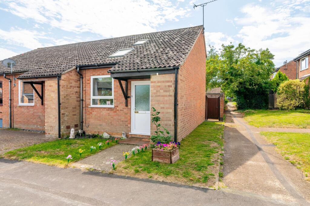 2-bed terraced on Petit Couronne Way, Beccles, £150,000