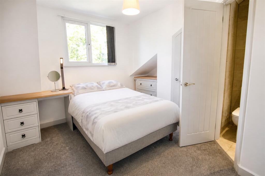 House in Birmingham, Selly Oak - View 5