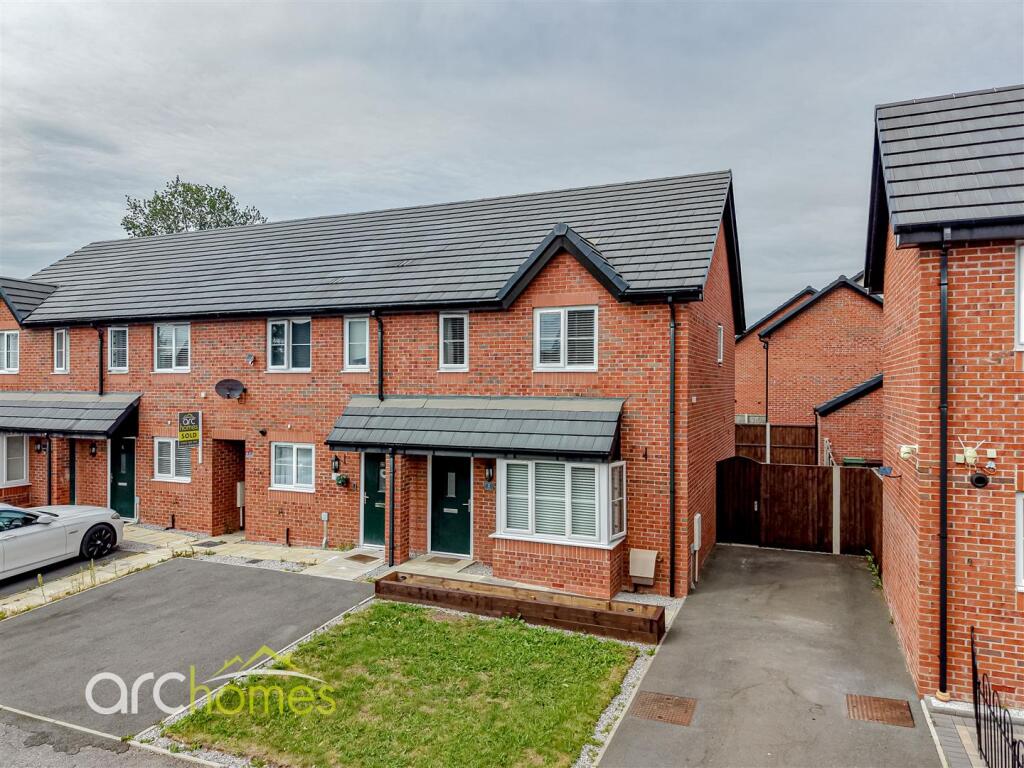 Main image of property: Limer Hill, Leigh