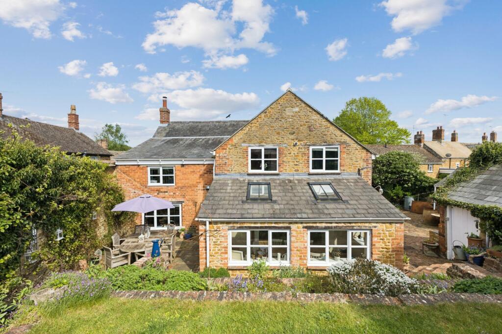 Main image of property: Philcote Street, Deddington, Banbury, Oxfordshire