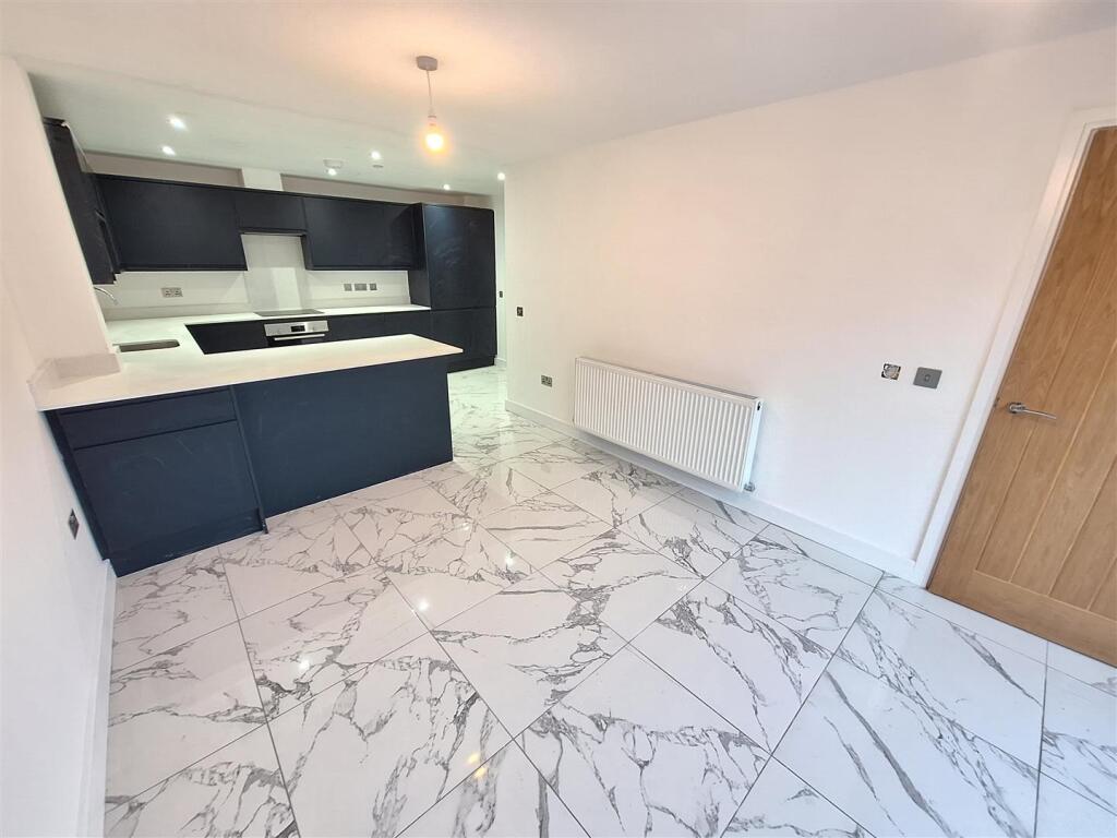 Cherry House, Danygraig, Graig Penllyn, Cowbridge photo 3