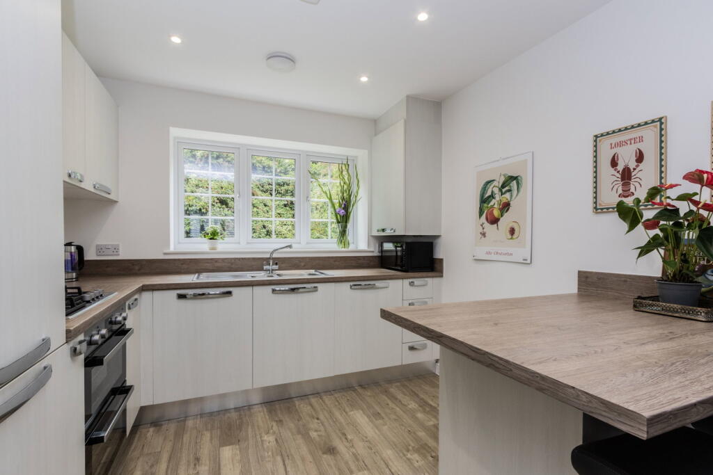 House in Tonbridge - View 4