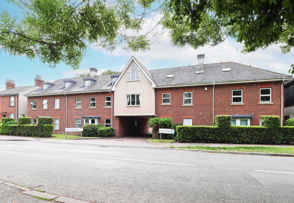 Hemel Hempstead Road, Redbourn, St Albans, AL3