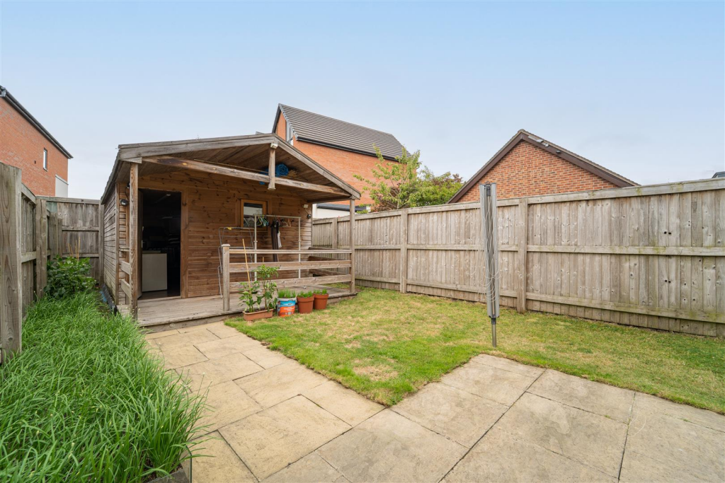 House in Manchester, Greater Manchester - View 2