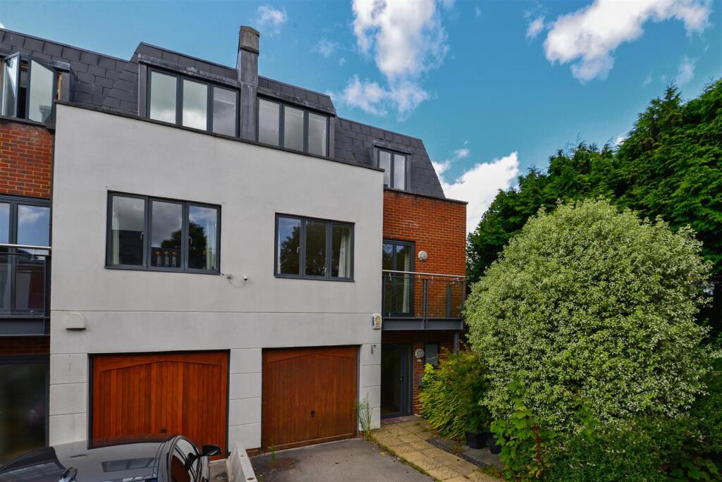 Main image of property: Kings Gate, Horsham