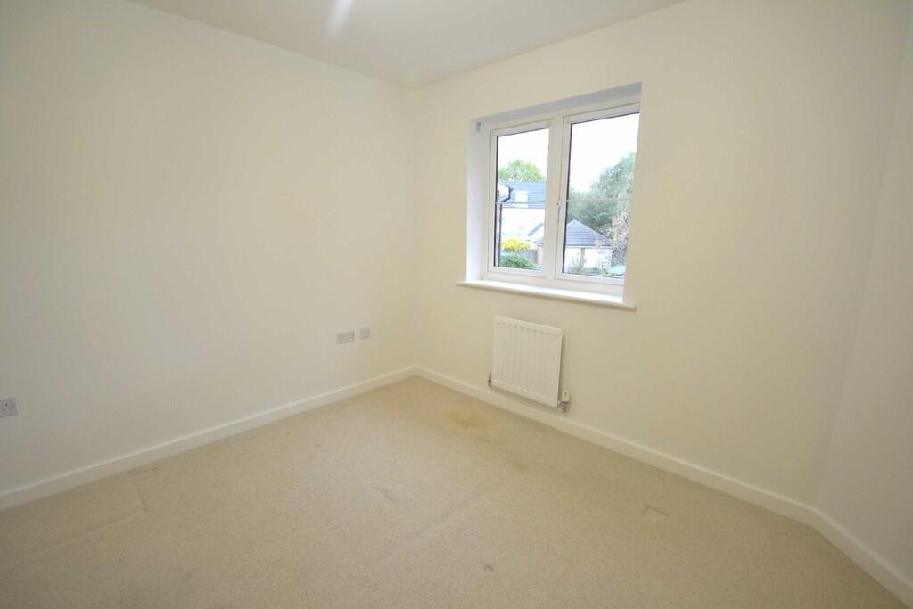 Blenheim Way, North Weald - View 4
