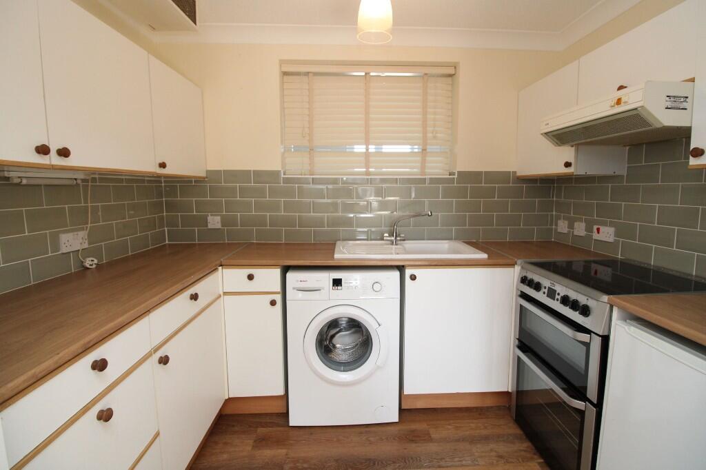 18, Town Mill, Overton RG25 photo 4