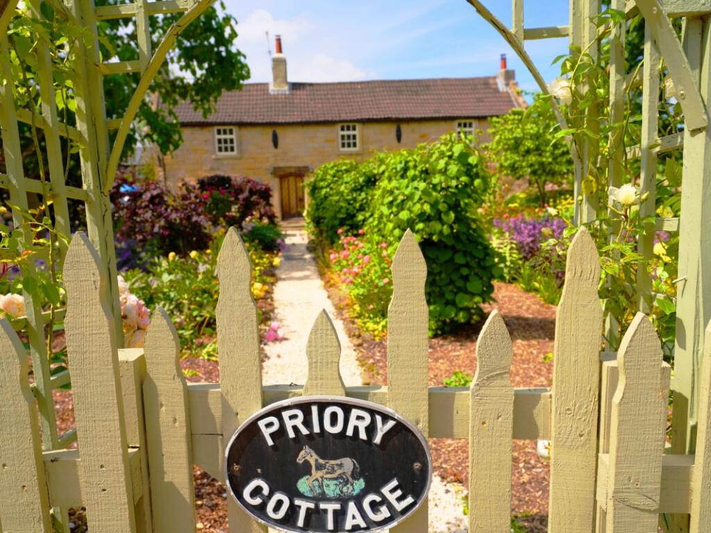 Main image of property: Pontefract Road,  High Ackworth, WF7