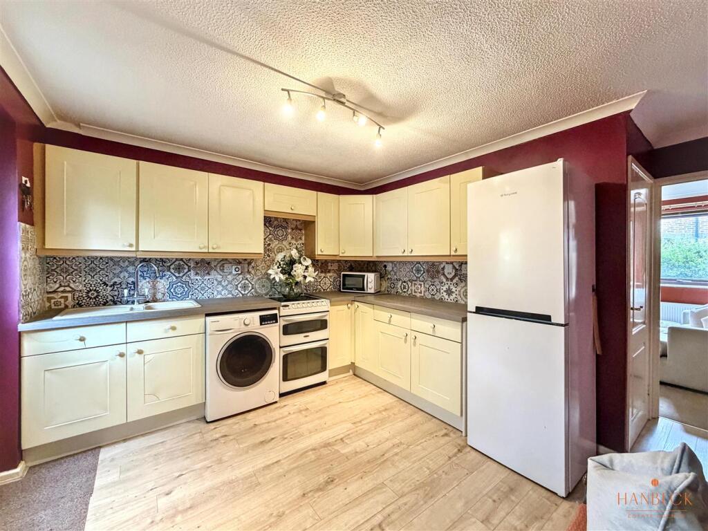 Main image of property: Fish Street, Hull