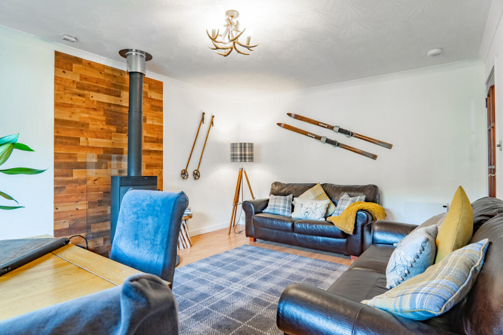 House in Aviemore, Highland - View 3